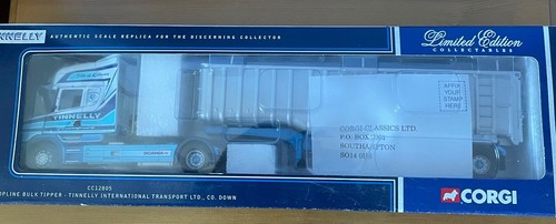 Limited edition corgi cc12805
