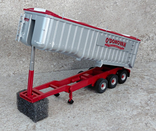 Corgi modern trucks - corgi,
