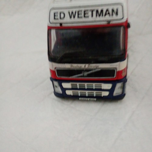Corgi scale diecast - diecast, volvo